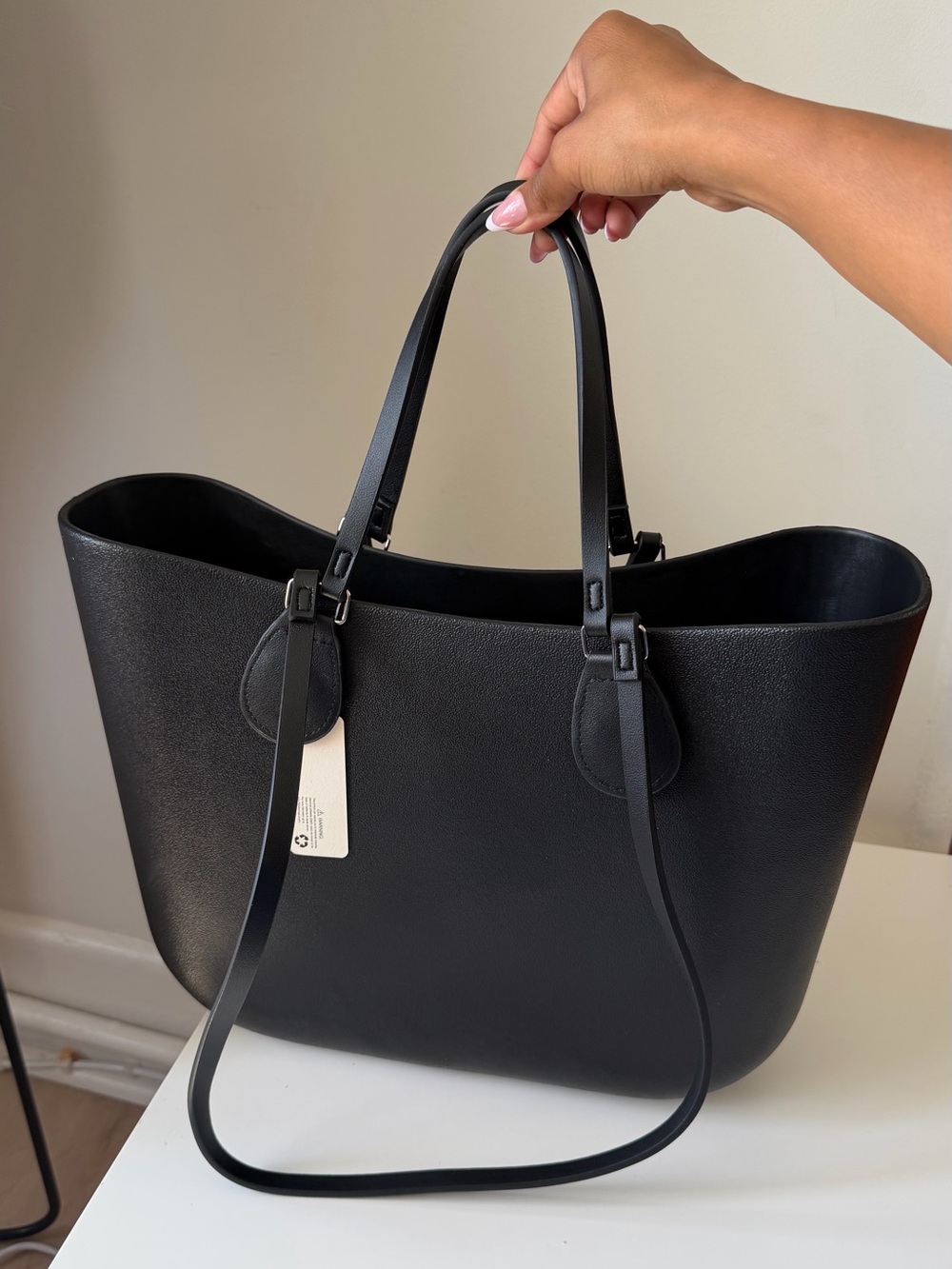 Classic Black Tote Bag - Sleek Everyday Carry